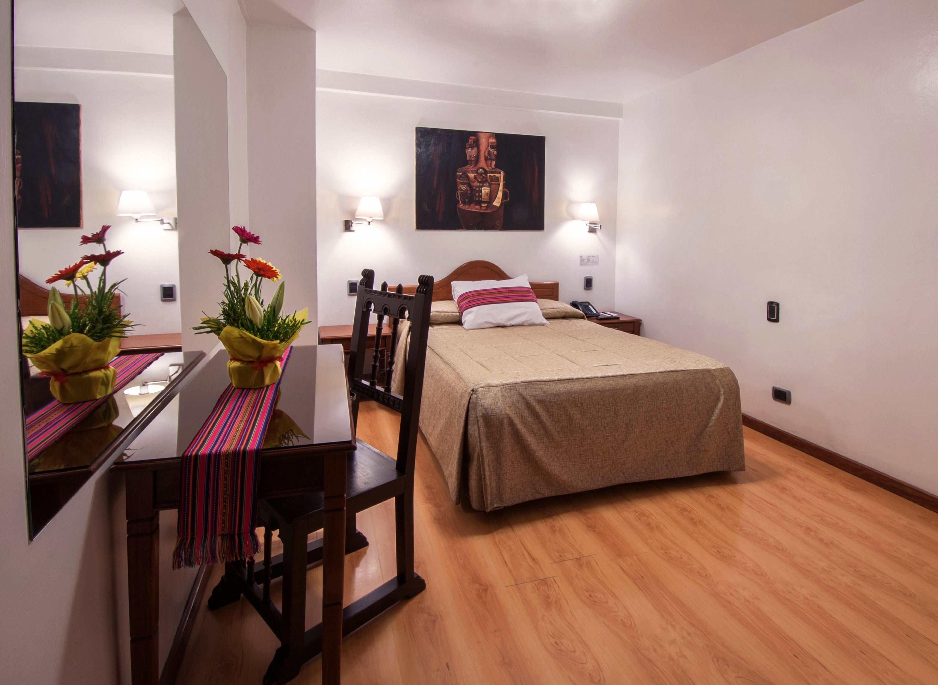 comfort single room, 1 large single bed | 1 bedroom, in-room safe, desk, iron/ironing board