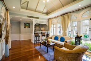 Villa 1 Bedroom | Living area