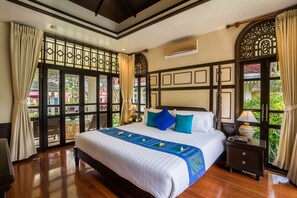 In-room safe, desk, blackout curtains, free WiFi - Wora Bura Hua Hin Resort and Spa (Hua Hin)