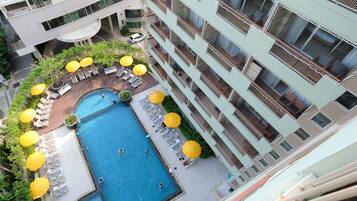2 outdoor pools, pool umbrellas, pool loungers