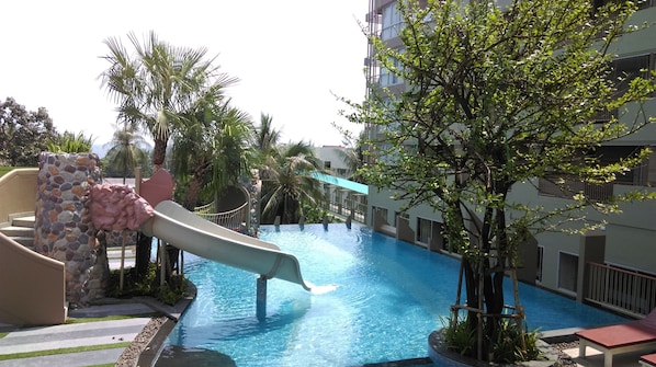 2 outdoor pools, pool umbrellas, pool loungers