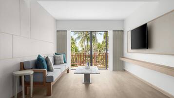 Svit Executive - 1 kingsize-säng med bäddsoffa | Duntäcken, värdeförvaringsskåp på rummet och individuell inredning