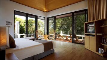 Deluxe Pavilion Room