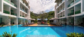 The Old Phuket - Karon Beach Resort