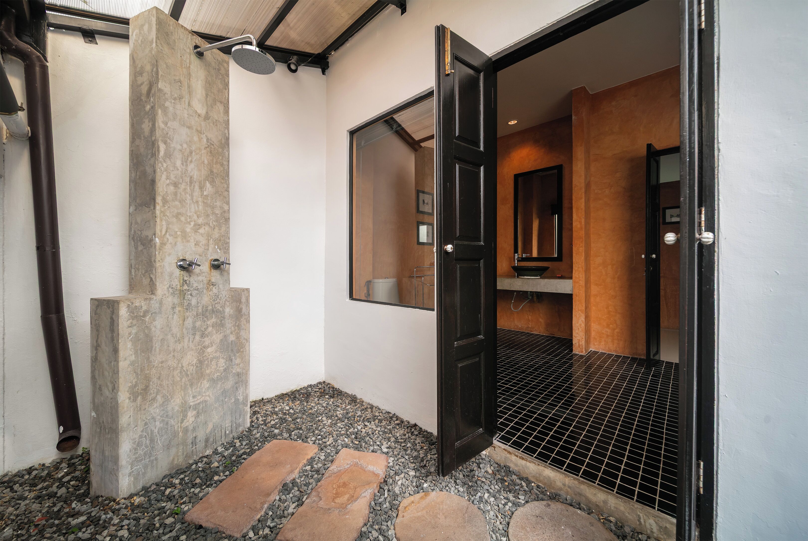 Private Jacuzzi and Bathtub | Bathroom