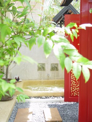 Private Jacuzzi and Bathtub | Resort view