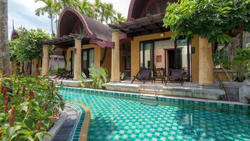 Villa, Pool Access | Minibar, in-room safe, desk, blackout drapes