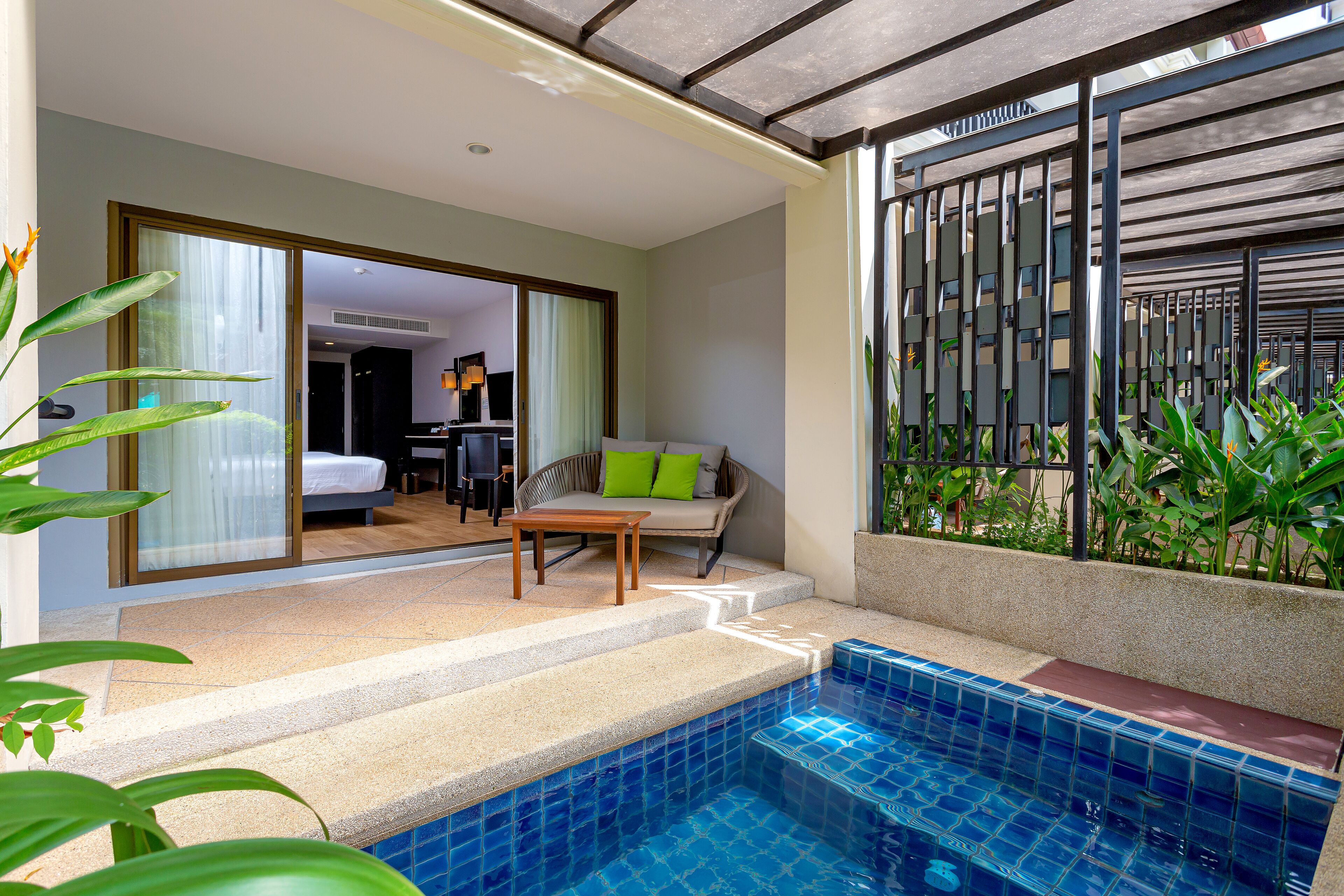 Deluxe with Jacuzzi | Pemandangan balkon