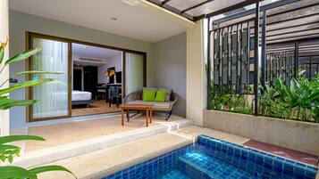 Deluxe with Jacuzzi | Pemandangan balkon