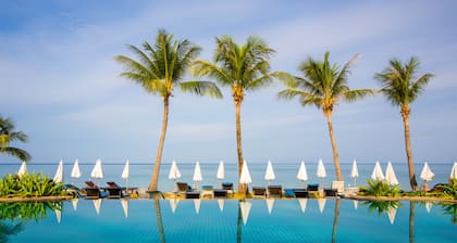 Lanta Casuarina Beach Resort