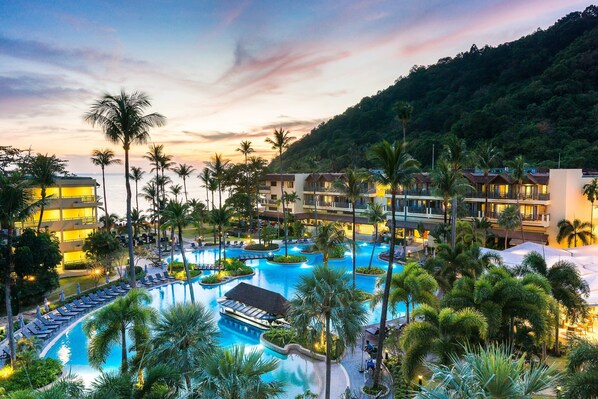 3 outdoor pools, open 8:00 AM to 9:00 PM, pool umbrellas, pool loungers - Phuket Marriott Resort & Spa, Merlin Beach (Patong)