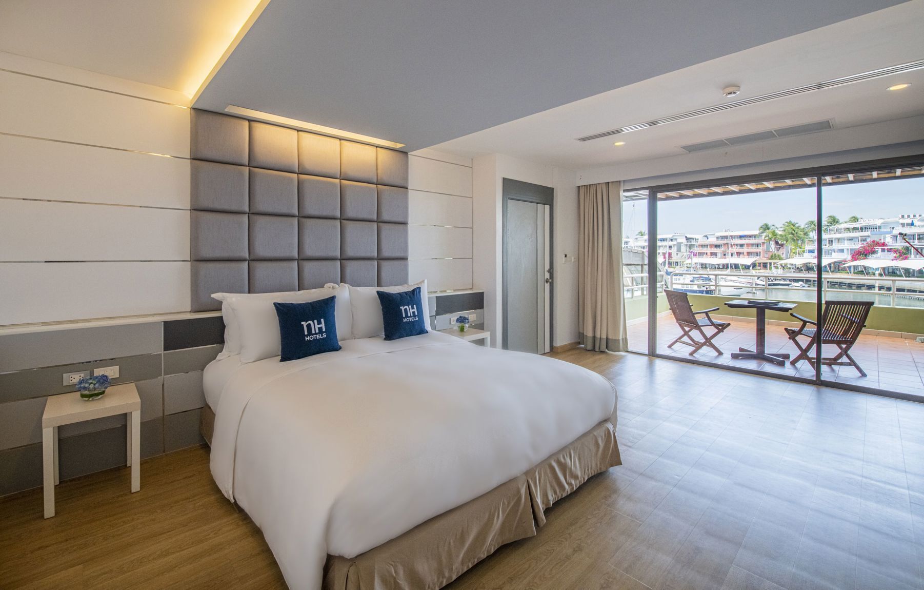 Premium bedding, Select Comfort beds, minibar, in-room safe
