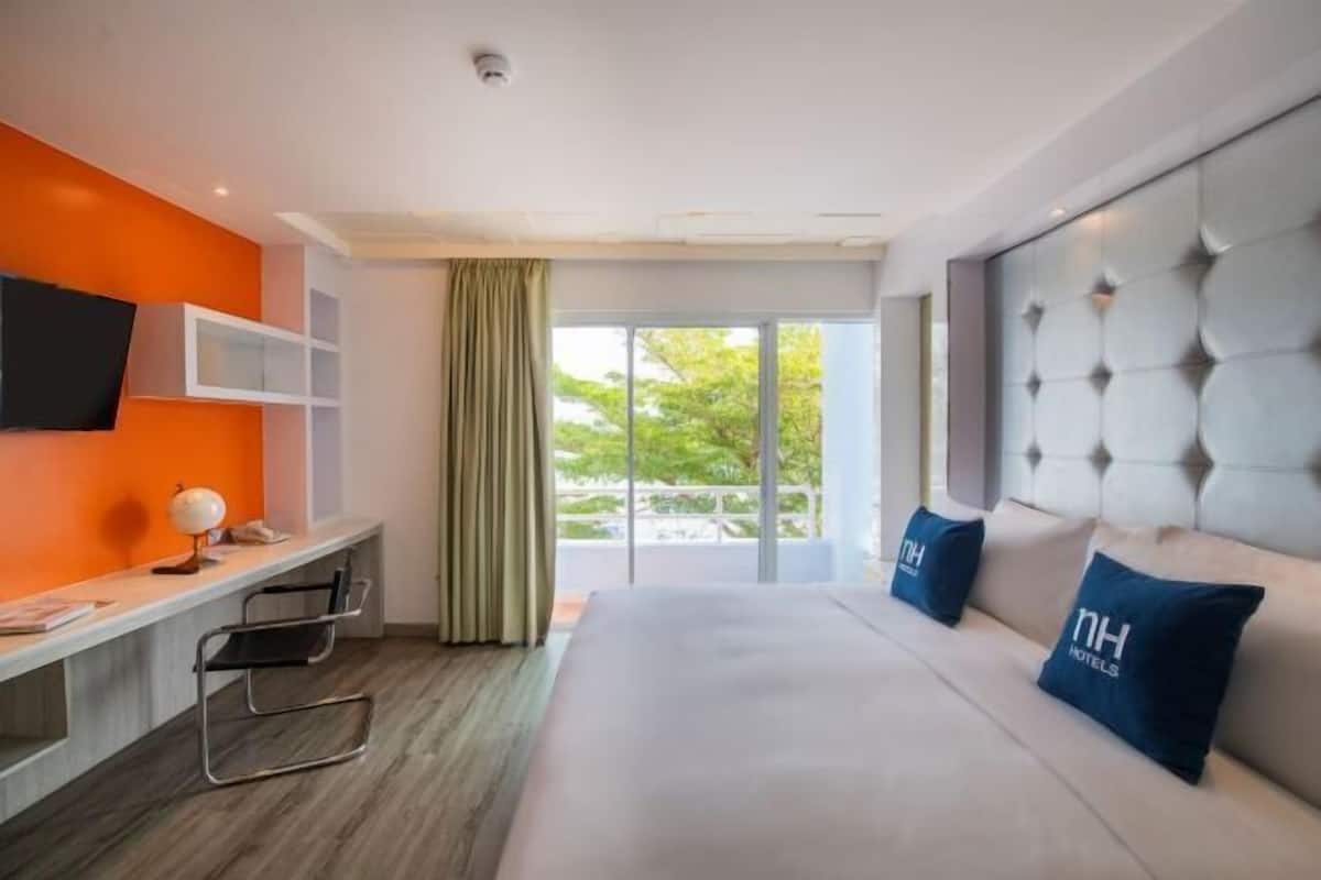1 bedroom, premium bedding, Select Comfort beds, minibar