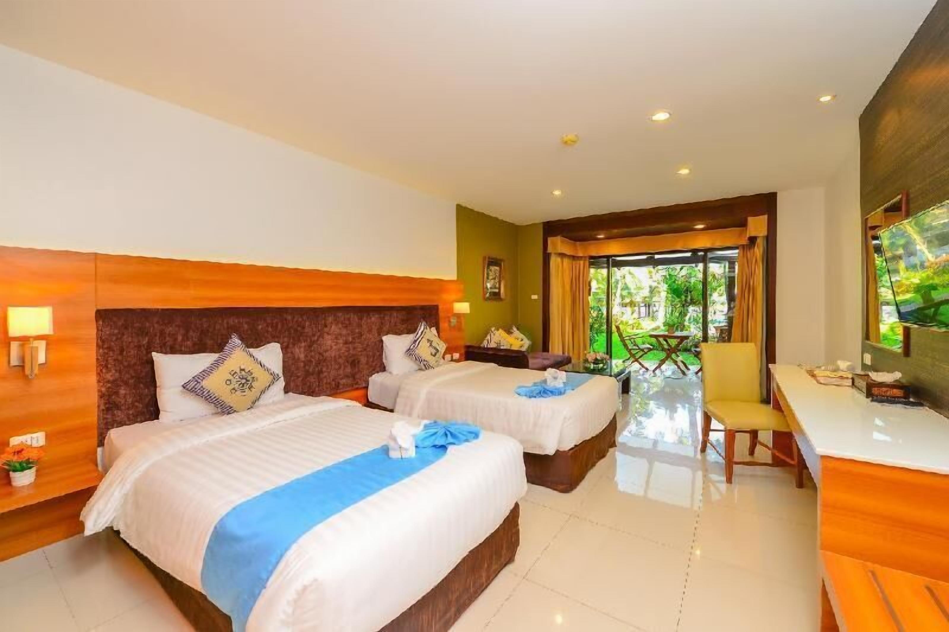 Premium bedding, Select Comfort beds, minibar, in-room safe