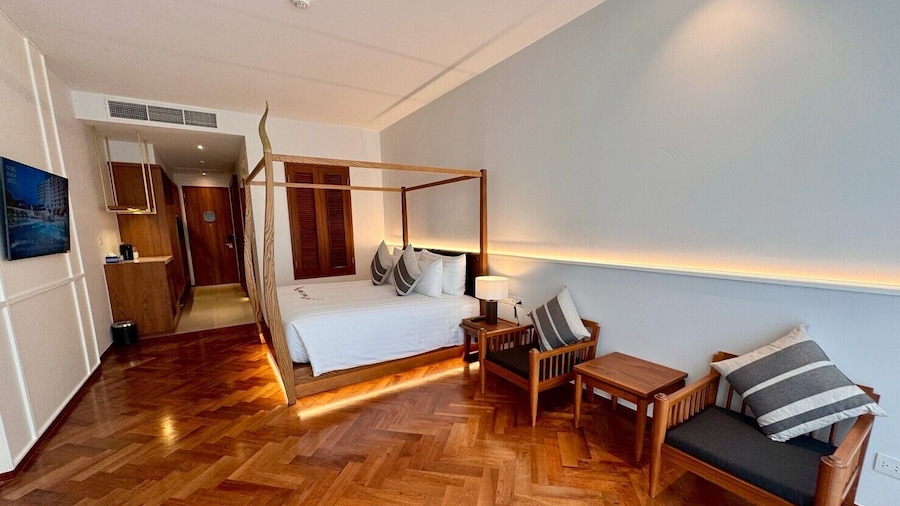 Patong Beach Hotel