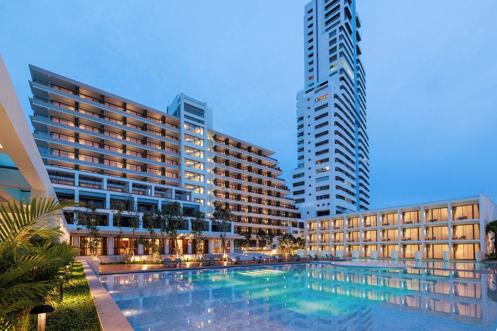 Patong Beach Hotel by See2Sea