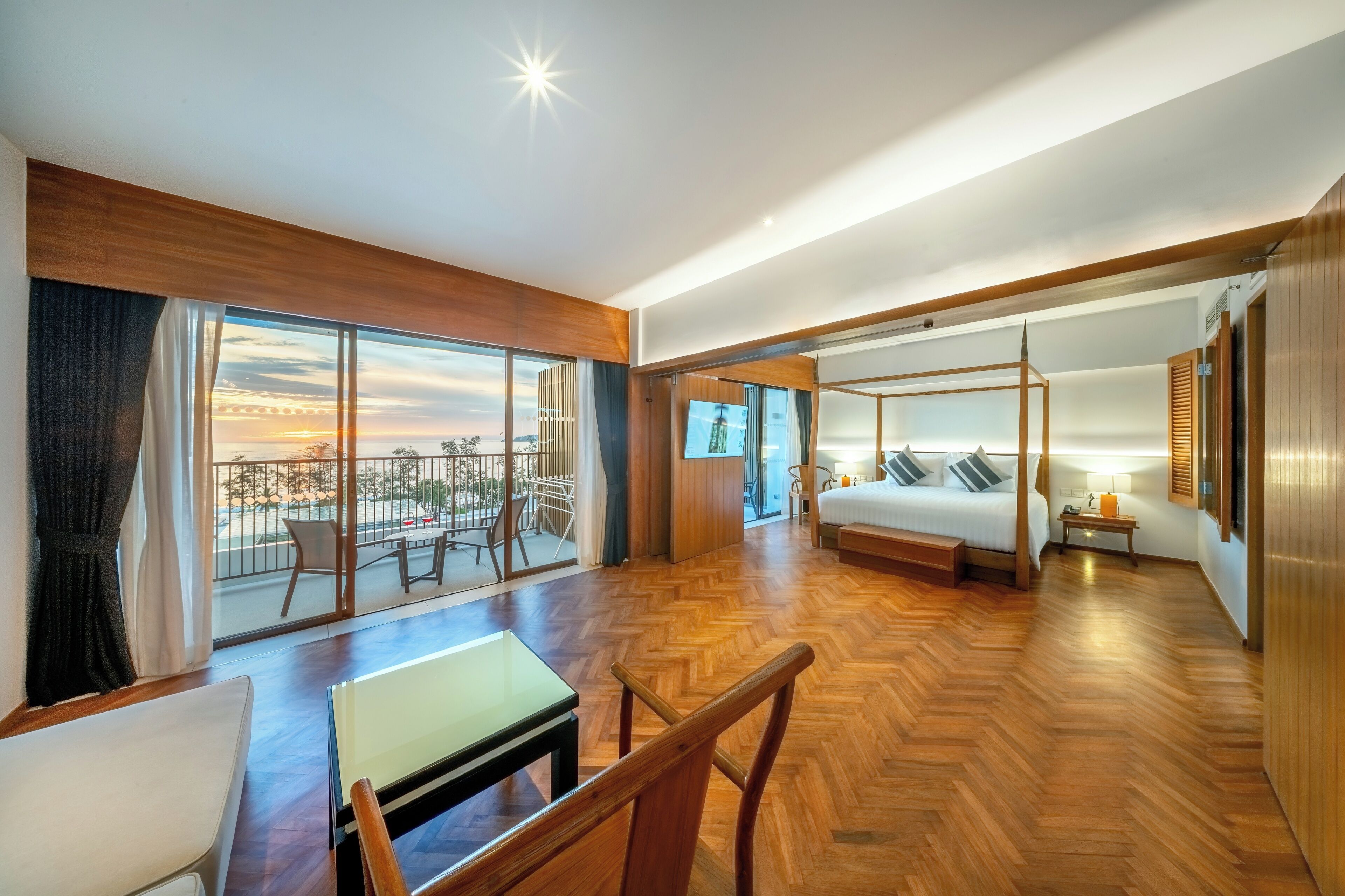 Habitación Deluxe | Minibar, caja de seguridad en la habitación, camas extra y wifi gratis 