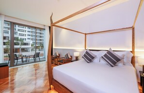 ห้องดีลักซ์ | มินิบาร์, ตู้นิรภัยในห้องพัก, Wi-Fi ฟรี, ผ้าปูที่นอน