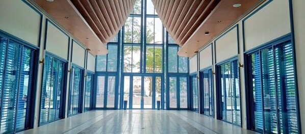 Lobby - Patong Beach Hotel by See2Sea (Patong)