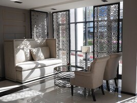 Sala de estar en el lobby