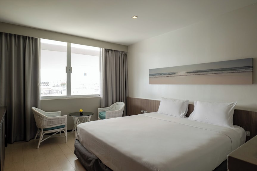 Pearl Hotel Phuket, Phuket: Hotel Reviews, Rooms & Prices | Hoteles.com Pearl Hotel Phuket, Phuket: Hotel Reviews, Rooms & Prices | Hoteles.com