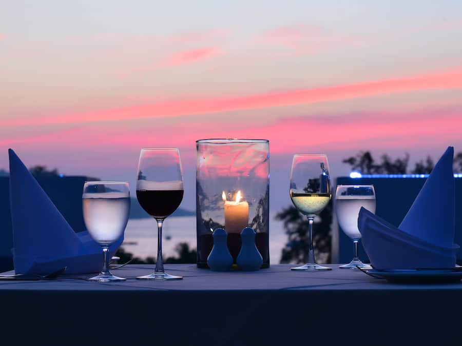 4 restaurantes: opção de café da manhã, almoço e jantar