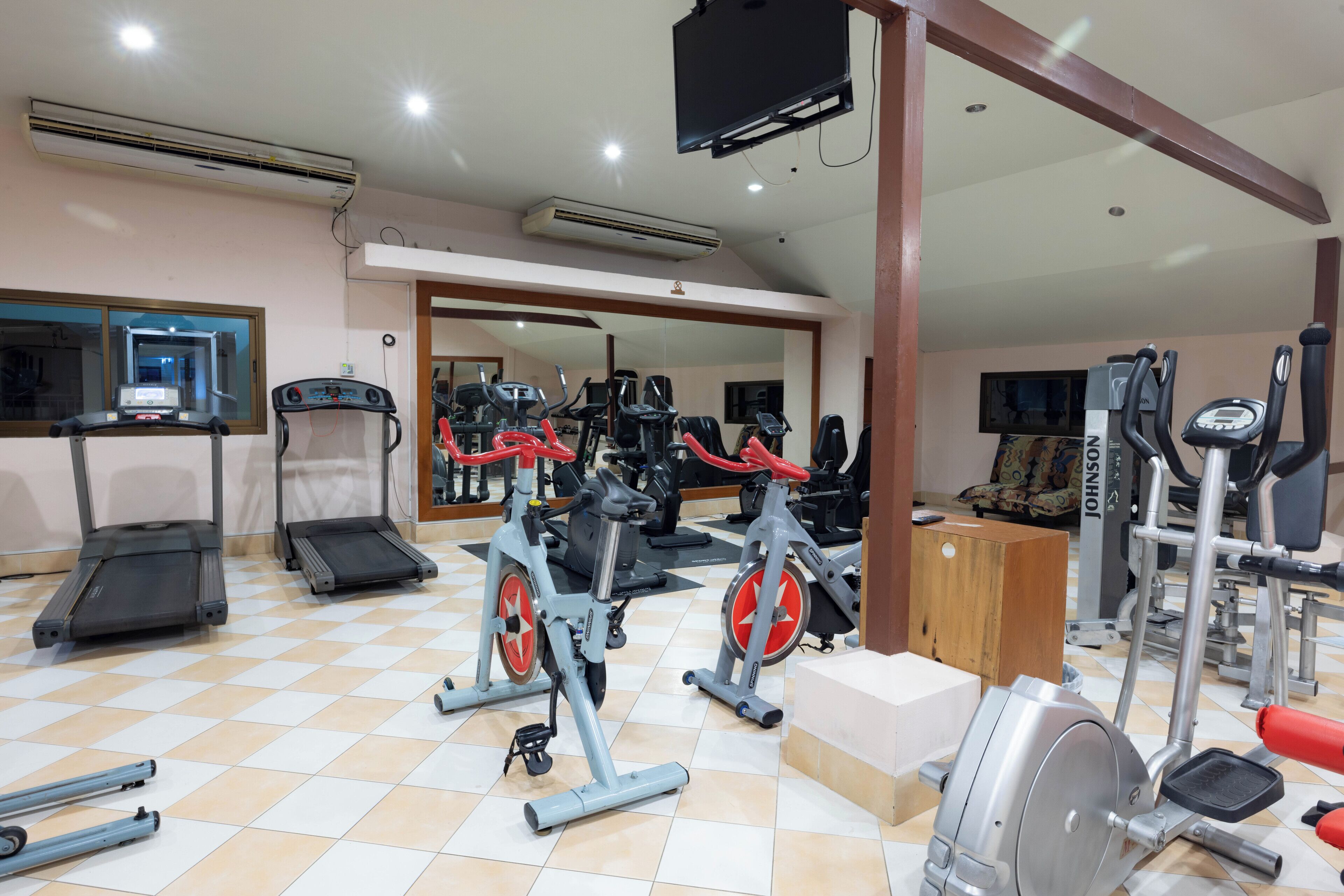 Photo - Baumanburi Hotel Patong