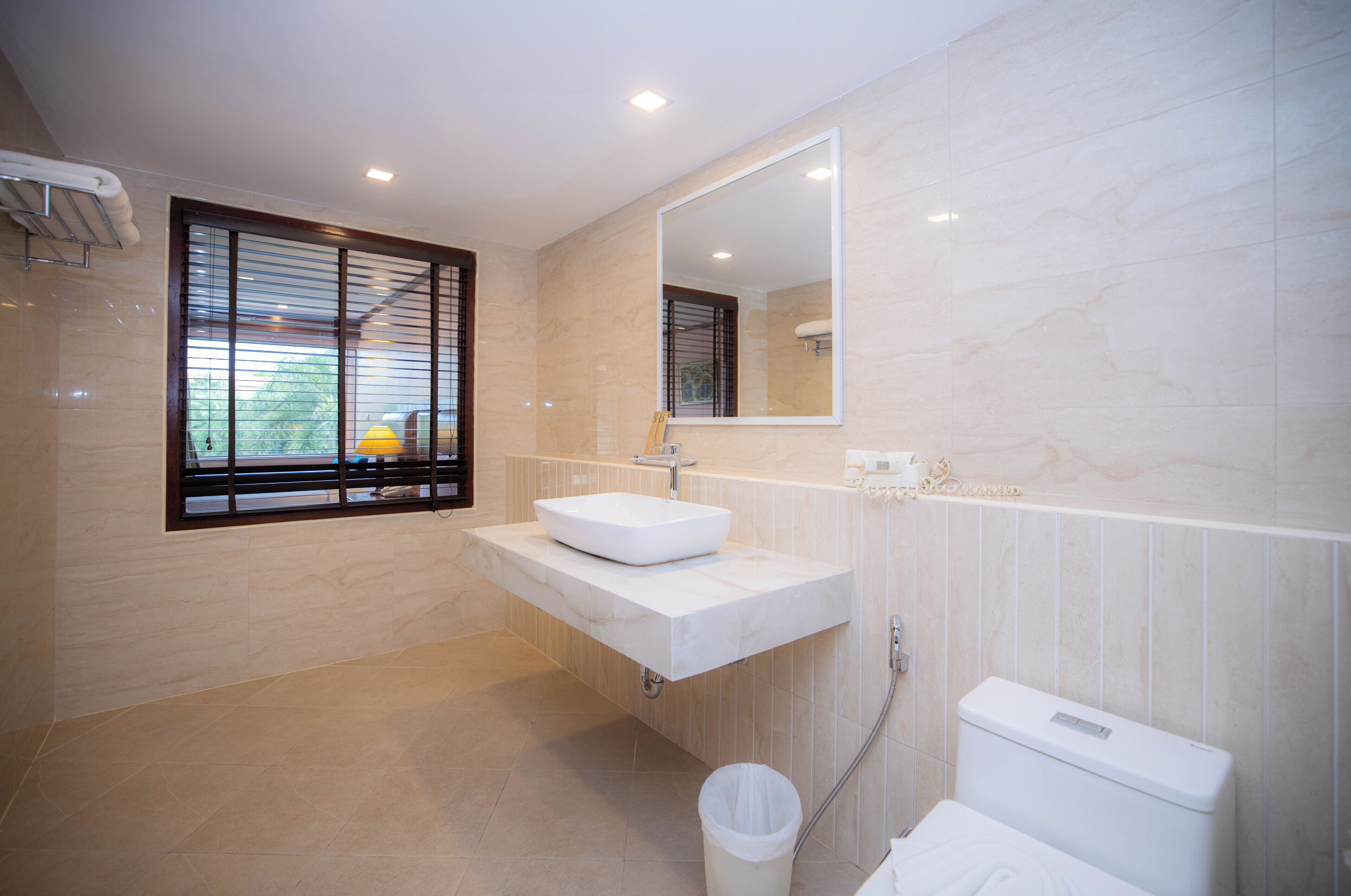 Photo - Baumanburi Hotel Patong