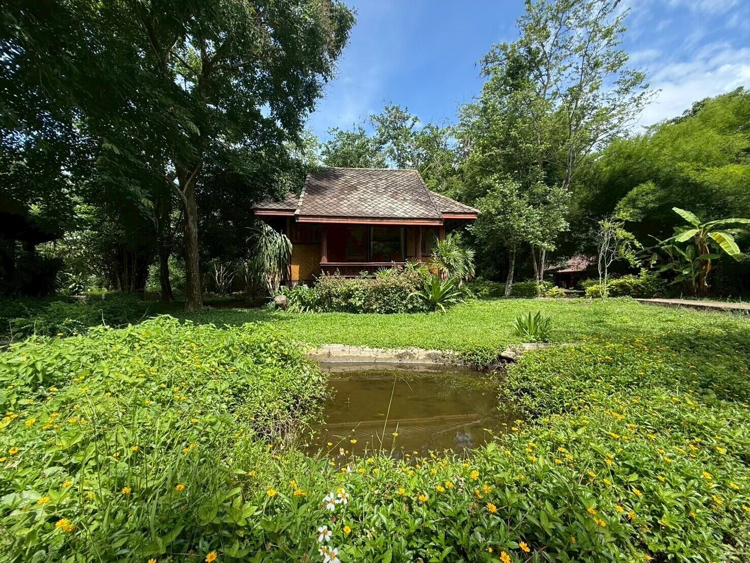 Fachada de la propiedad