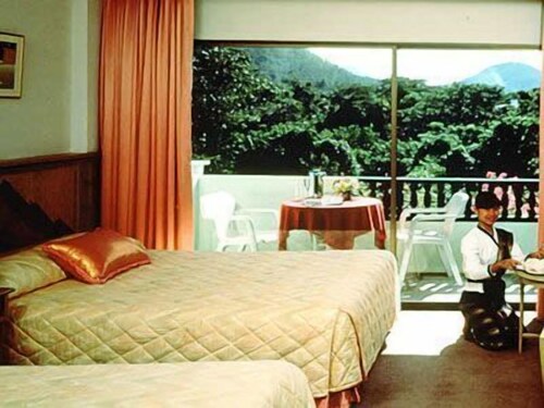 Rooks Holiday Hotel And Resort