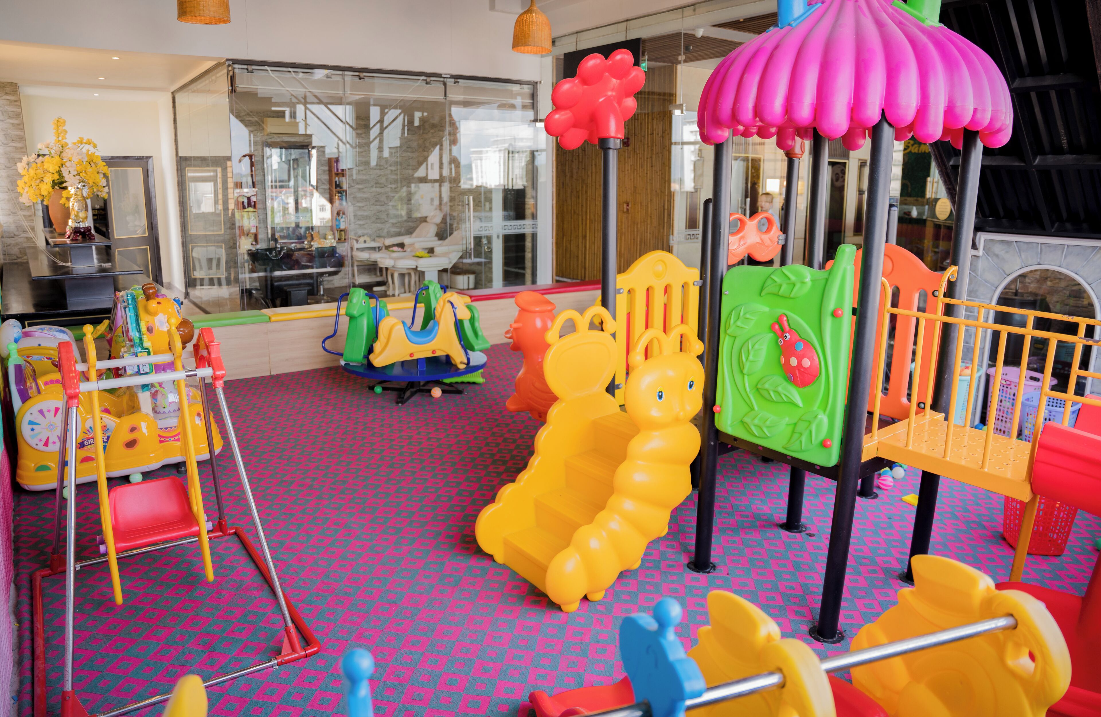children’s play area – indoor