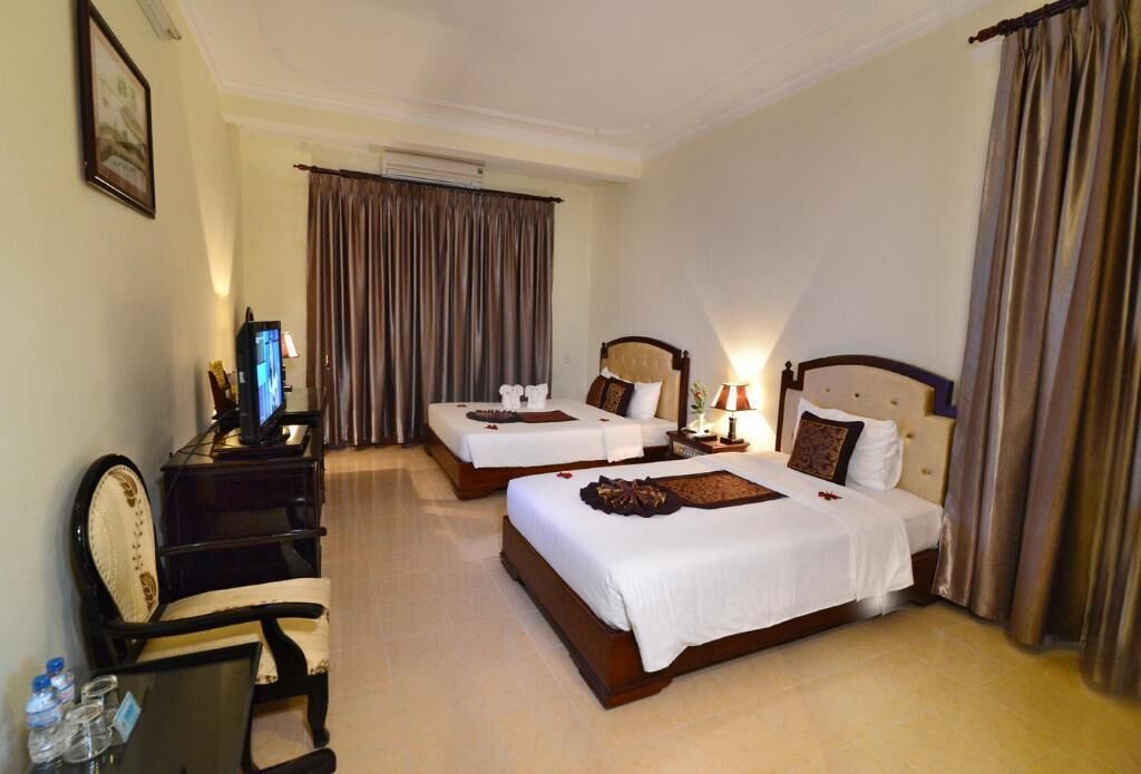 Minibar, in-room safe, desk, blackout drapes