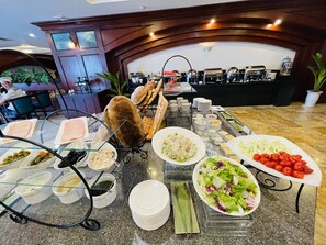 Daily buffet breakfast for a fee