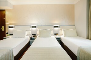 Panoramic Triple Room | Egyptian cotton sheets, premium bedding, Select Comfort beds, minibar - Marble Hotel (Istanbul)