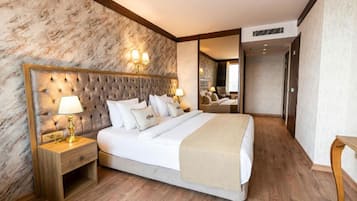 Egyptian cotton sheets, premium bedding, Select Comfort beds, minibar