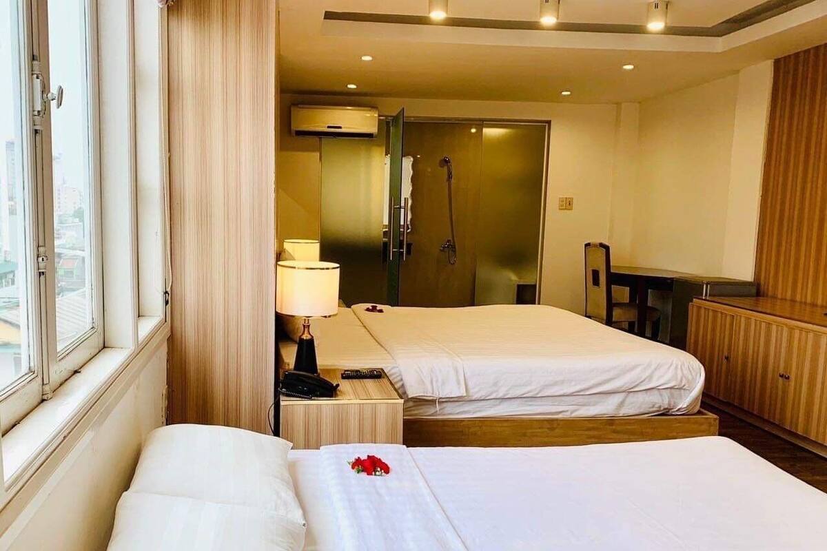 Family Quadruple Room | Minibar, in-room safe, desk, WiFi (free)