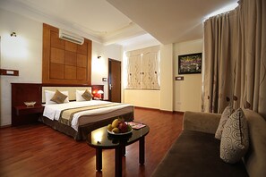 ห้องดีลักซ์ | เครื่องนอนระดับพรีเมียม, มินิบาร์, ตู้นิรภัยในห้องพัก