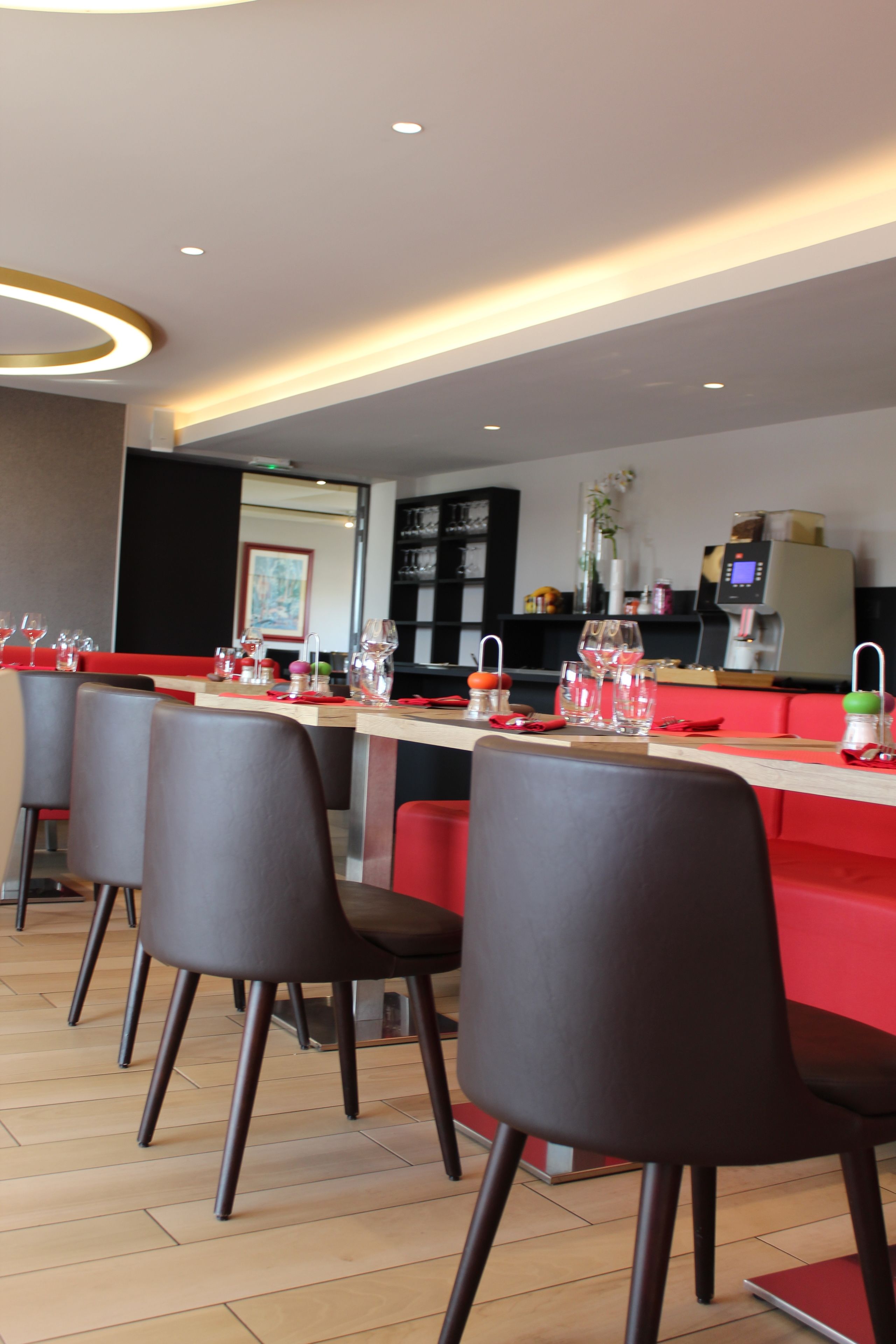 Dagelijks ontbijtbuffet (EUR 13.50 per persoon)