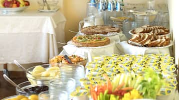 Petit déjeuner buffet