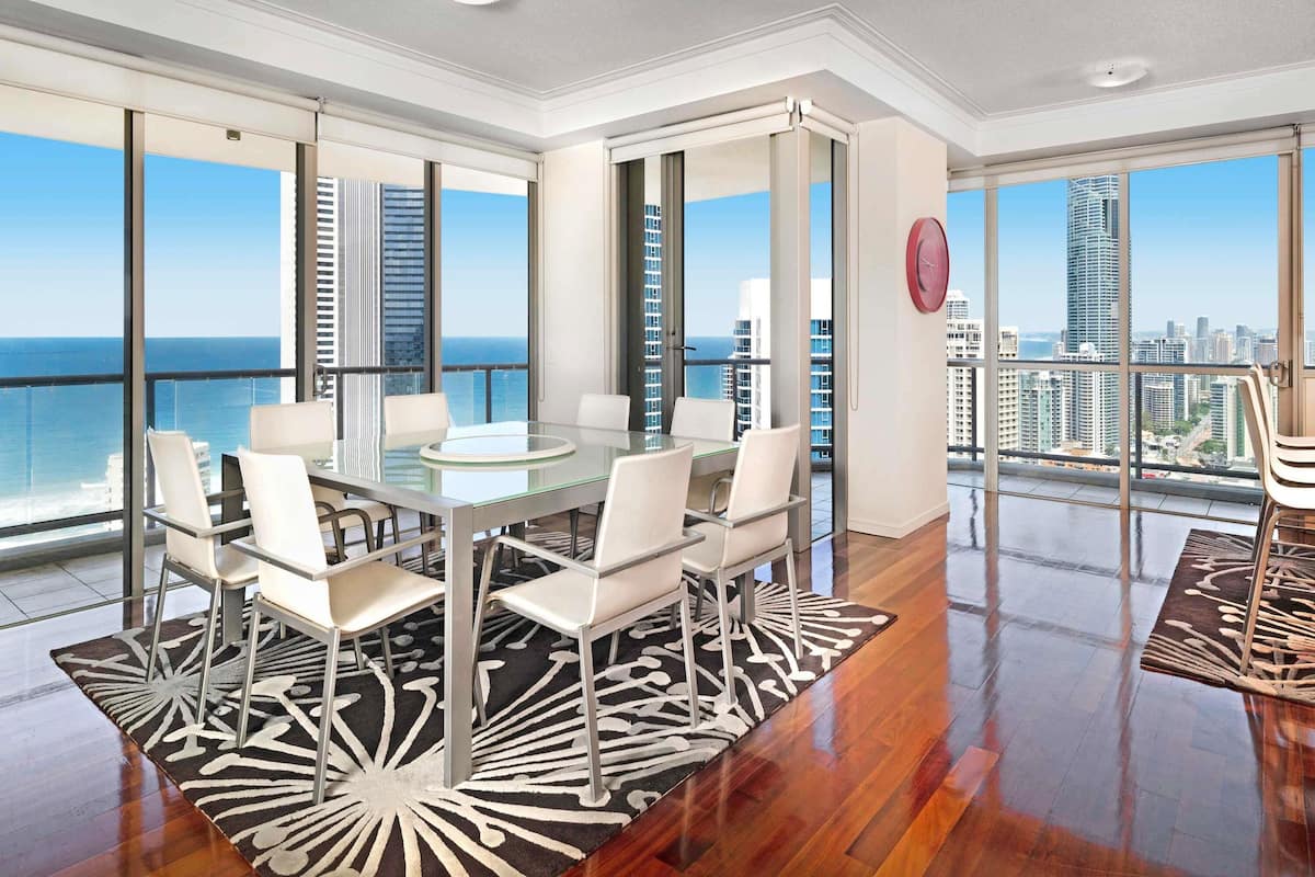 Room, 2 Bedrooms (Sub Penthouse Lockoff)