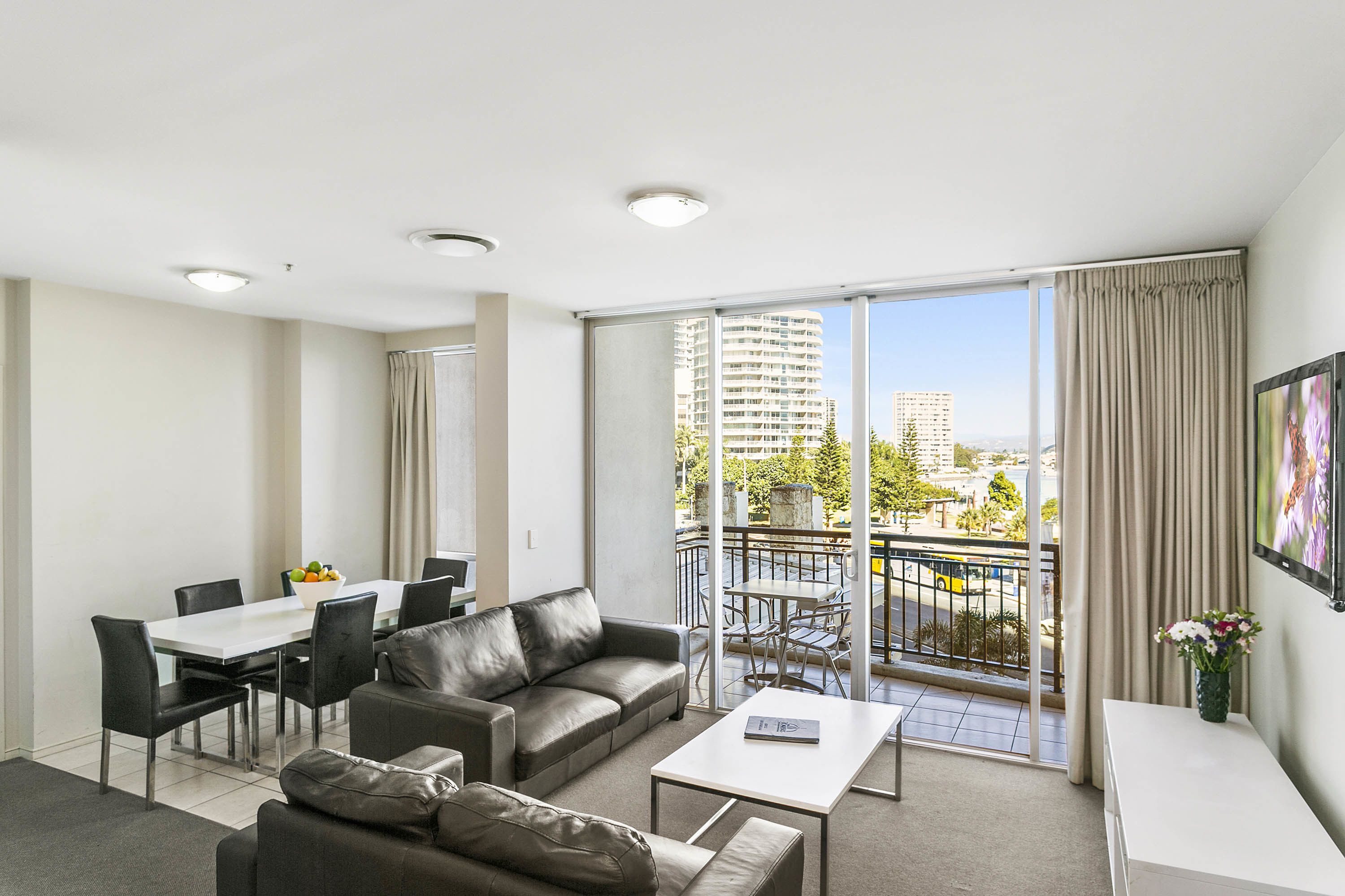 Mantra Towers of Chevron — image 5
