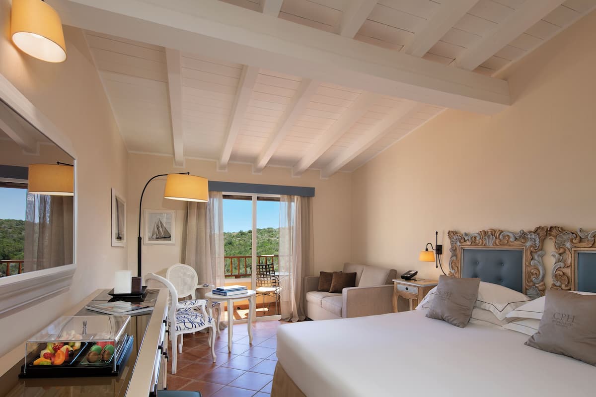 Habitación superior | 1 habitación, ropa de cama hipoalergénica y minibar