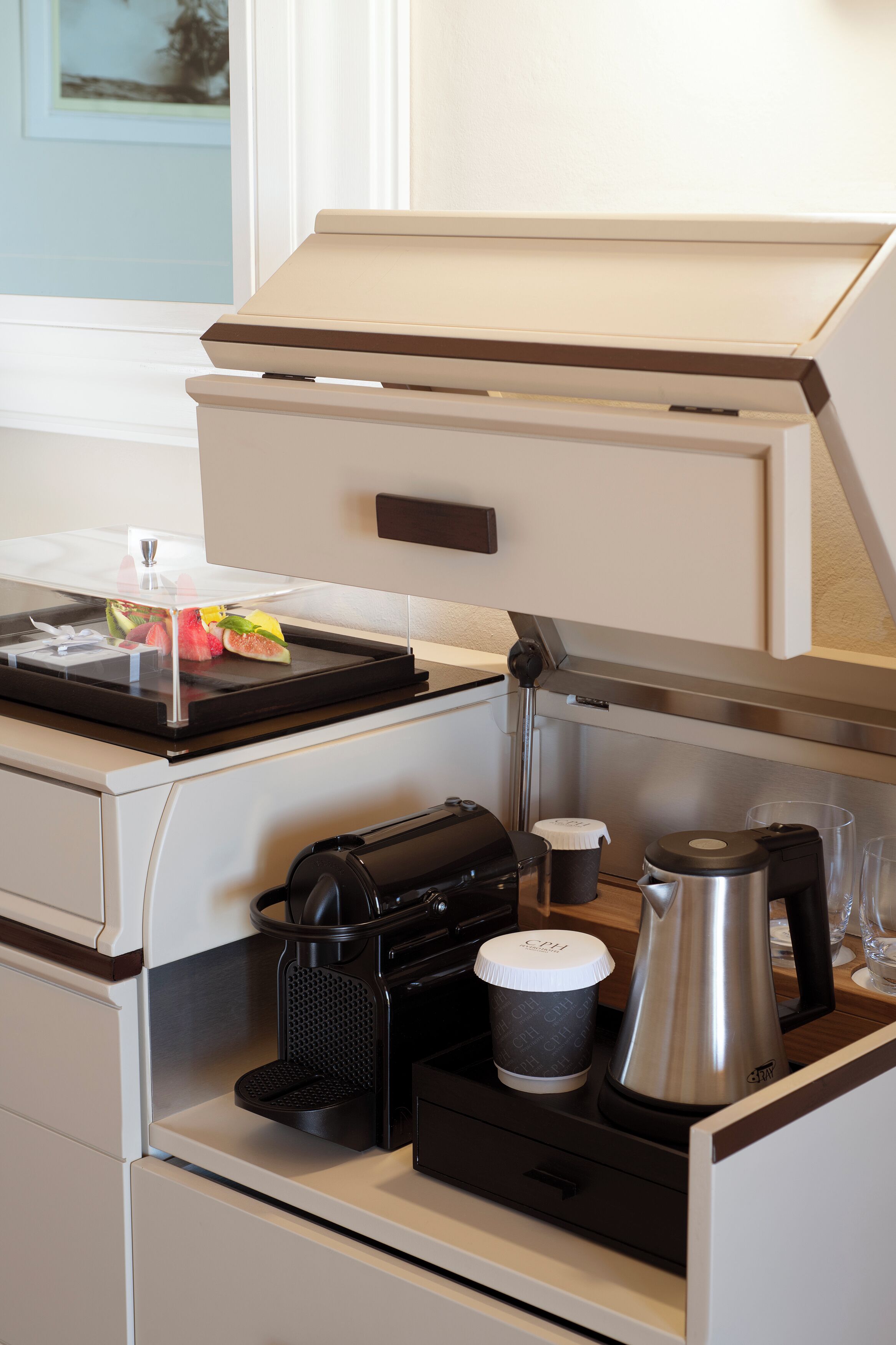 superior room | 1 bedroom, hypo-allergenic bedding, minibar, in-room safe