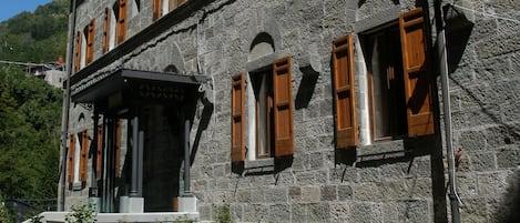 Entrada de la propiedad