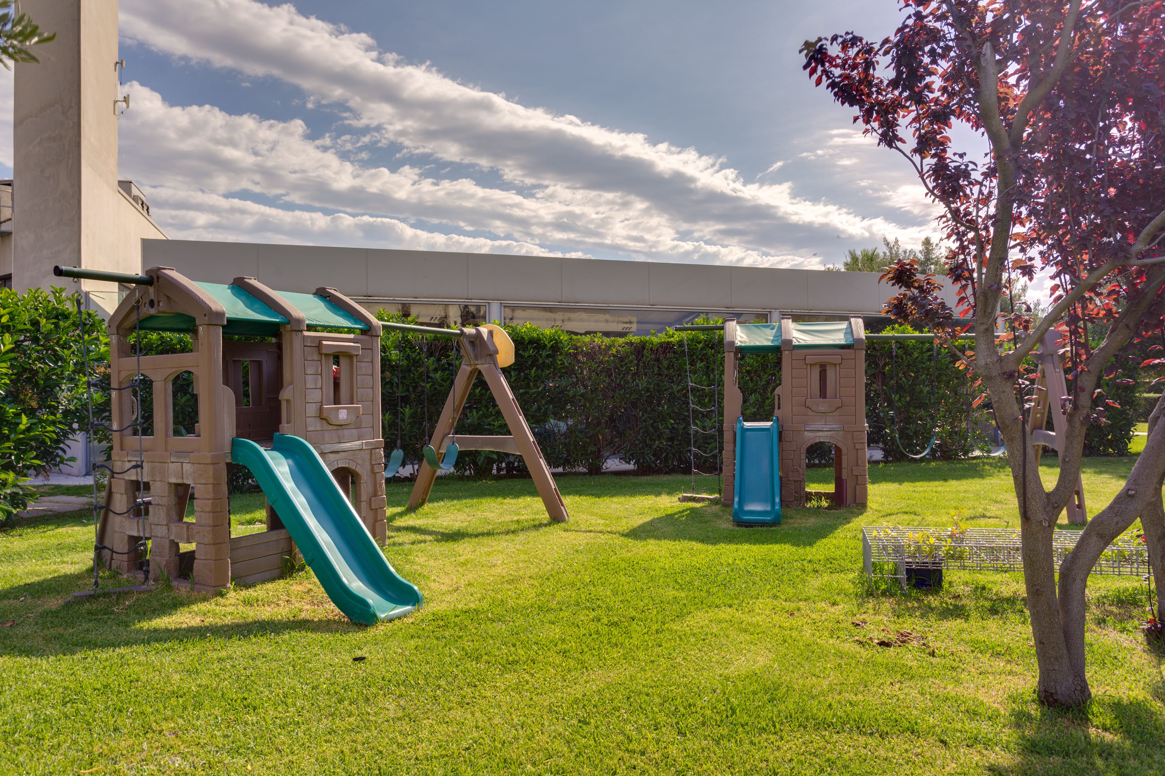 children’s play area – outdoor