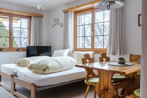 Alpine Style Apartment | In-room dining