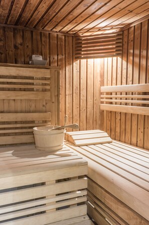 Turkish bath/hammam, body treatments, hot stone massages