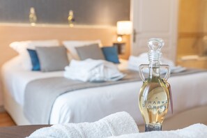 書桌、隔音、熨斗/熨衫板、床單