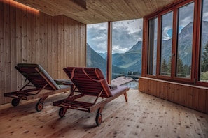 Een sauna, een stoombad, lichaamsbehandelingen, aromatherapie