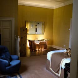 Junior Suite | Individually decorated, individually furnished, laptop workspace